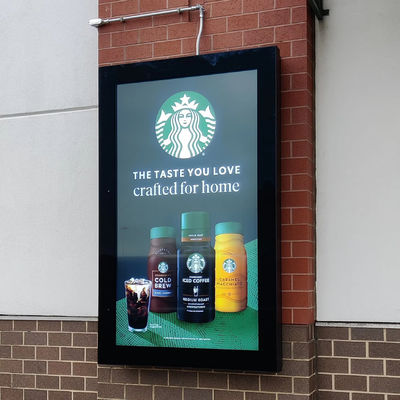 কেনা ডিজিটাল সাইনেজের জন্য 50000~100000 ঘন্টা জীবনকাল সহ 32 ইঞ্চি 1920x1080 এইচডি আউটডোর এলসিডি ডিসপ্লে অনলাইনে উৎপাদন